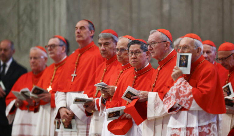 El Vaticano prevé el comienzo del cónclave entre el 5 y el 10 de mayo