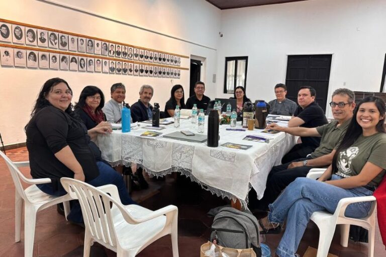 Equipo Sinodal de la Conferencia Episcopal Paraguaya trabaja por una Iglesia de la escucha, de la participación y de la misión compartida