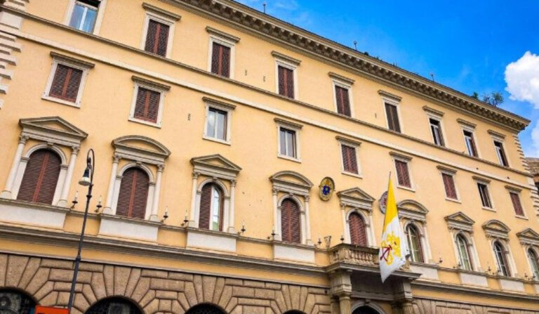 El Papa quiere nuncios con «una preparación más adecuada a las exigencias» de la actualidad