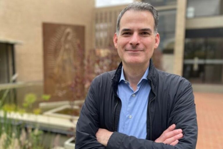 Del Concilio al Sínodo: Cómo el proceso sinodal está transformando la Iglesia desde sus raíces