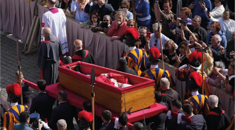 De las celdas al Vaticano: Reclusos podrán asistir al entierro del Papa Francisco en un inusual gesto de misericordia