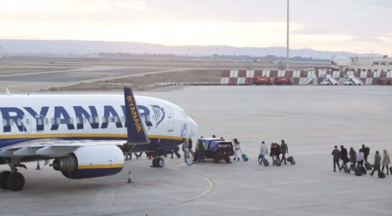 Sobre el aumento de precio en boletos de avión (y no sólo) en Semana Santa: el Papa se pronuncia