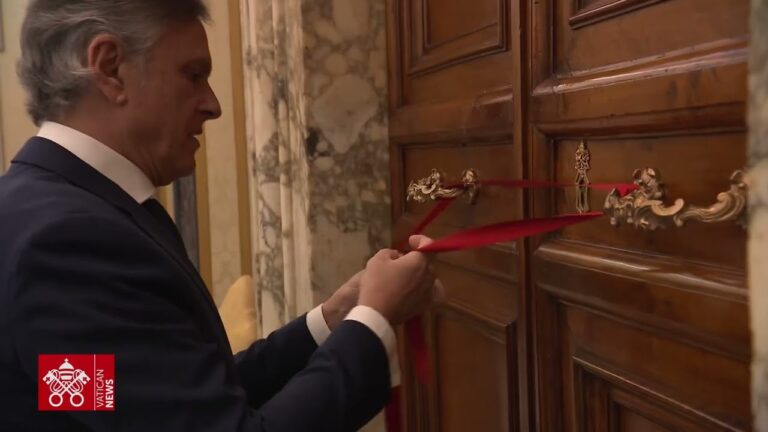 Sellan apartamentos del Papa Francisco en el Palacio Apostólico y Santa Marta