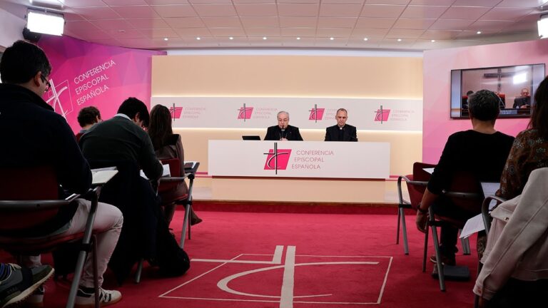 Obispos españoles en Asamblea Plenaria: Sínodo y Protección de Menores