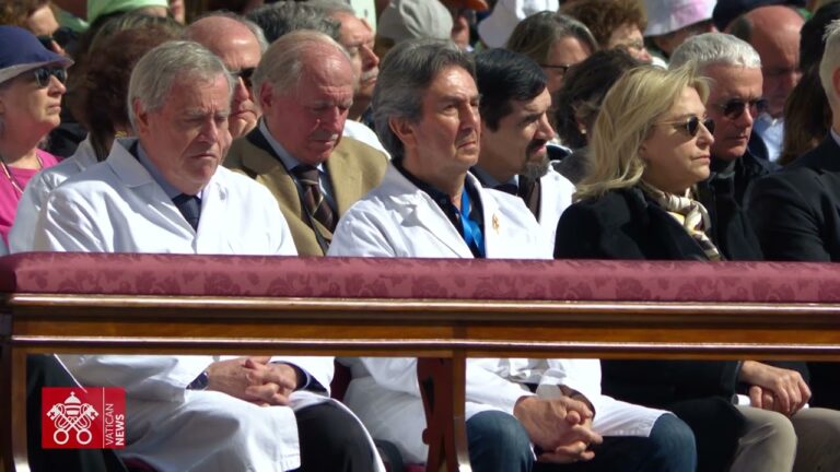 El Papa prosigue su gradual mejoría en la convalecencia en Casa Santa Marta