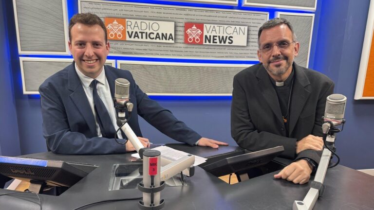 P. Herrera: Seamos ofrenda para los demás, eso es llevar la cruz