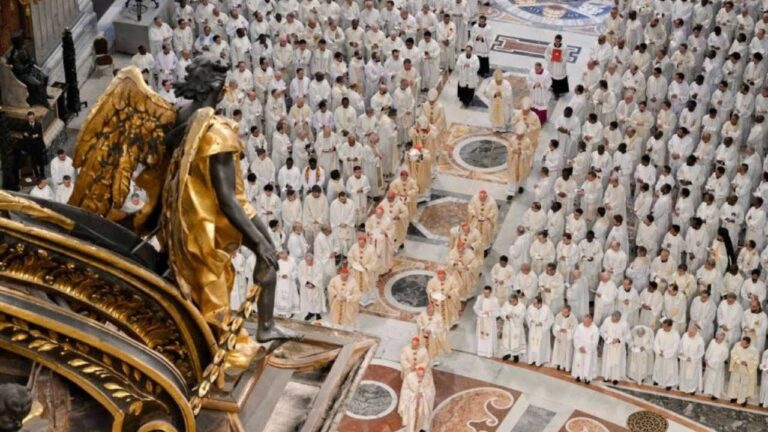 Jueves Santo: Celebración de la Misa Crismal en ausencia del papa Francisco