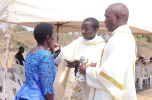 vedastus martine sacerdote catolico de tanzania