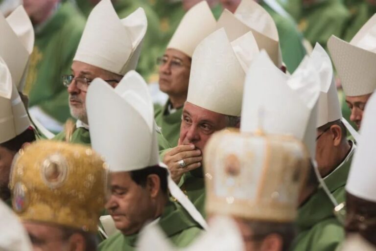 Del Vaticano II al Sínodo de la Sinodalidad, Iglesia que aprende a caminar junta