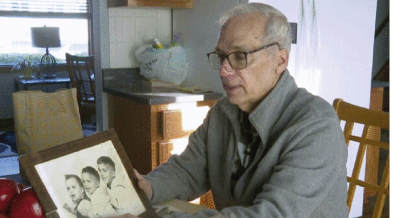 “De niño simulaba dar homilía poniéndose una toalla sobre los hombros”: habla el hermano del Papa León XIV