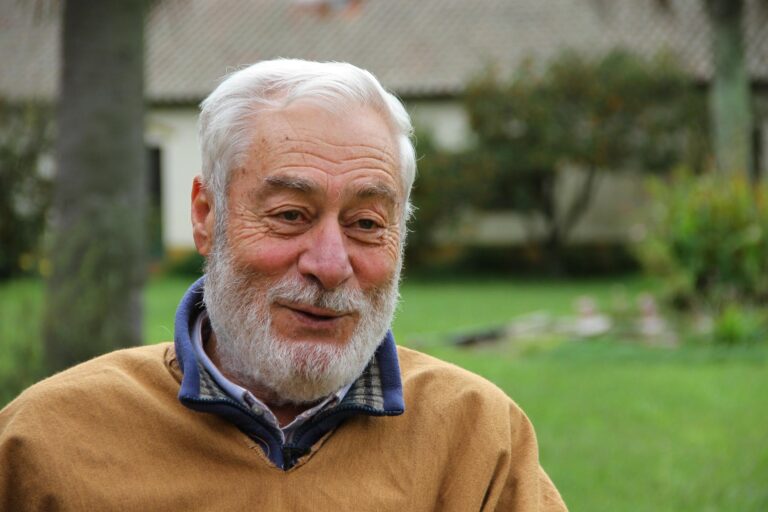 Mamerto Menapace, el monje que narró a Dios desde la tierra adentro